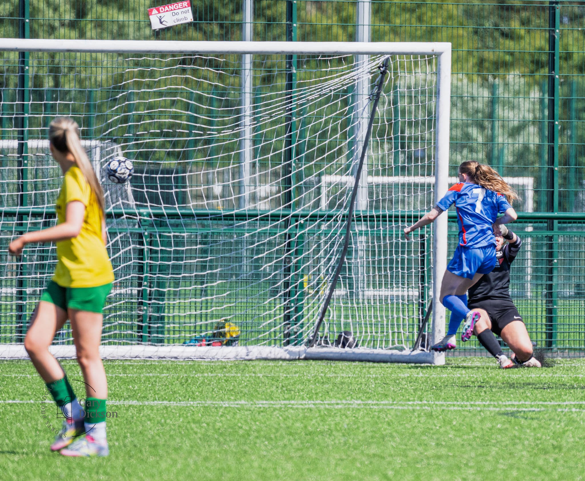 West End vs Gateshead Leam Rangers Ladies photo 60